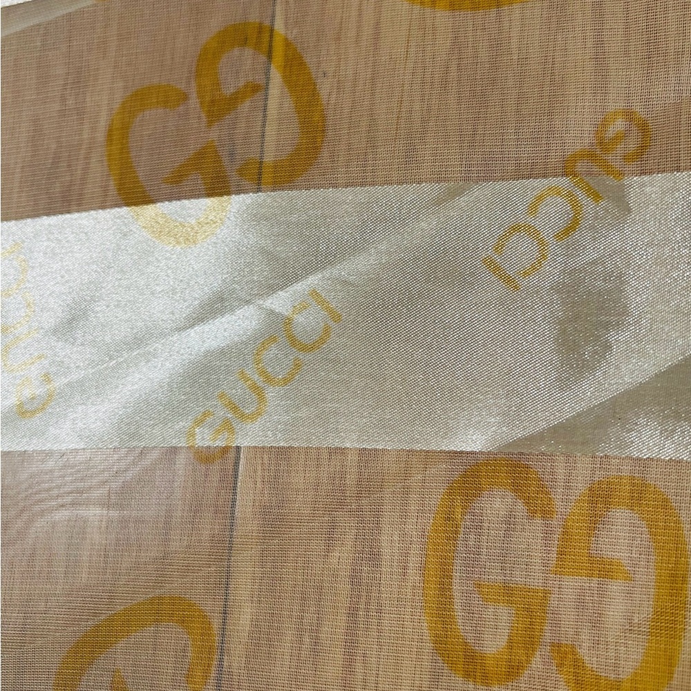 Choose one scarf - Picture 4 of 8